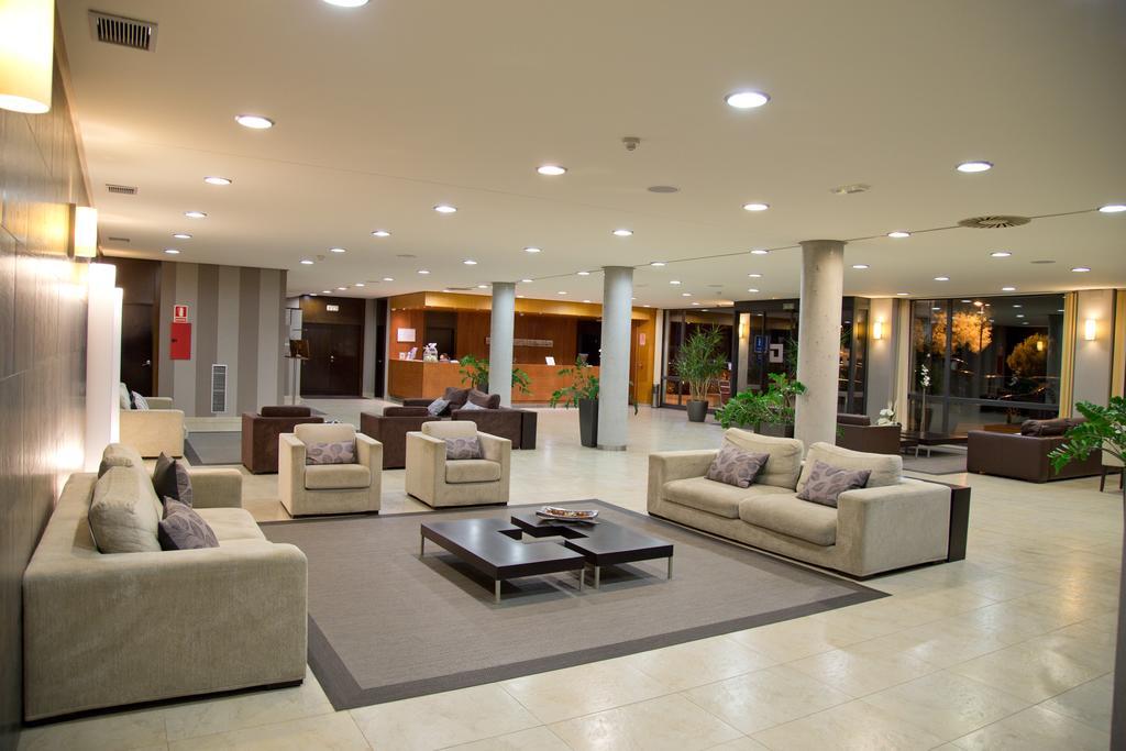 Hq La Galeria Hotel Burgos Bagian luar foto