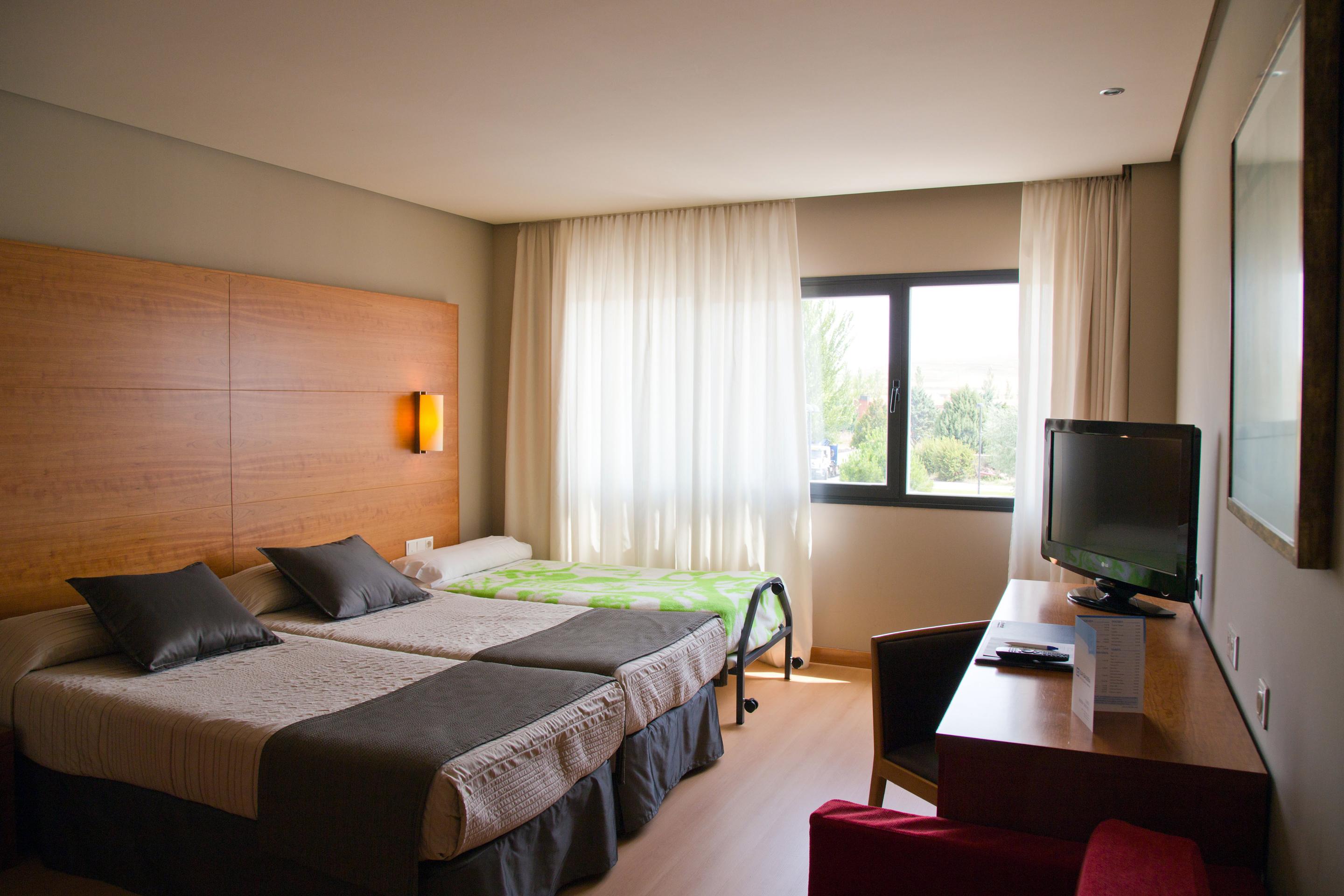 Hq La Galeria Hotel Burgos Bagian luar foto