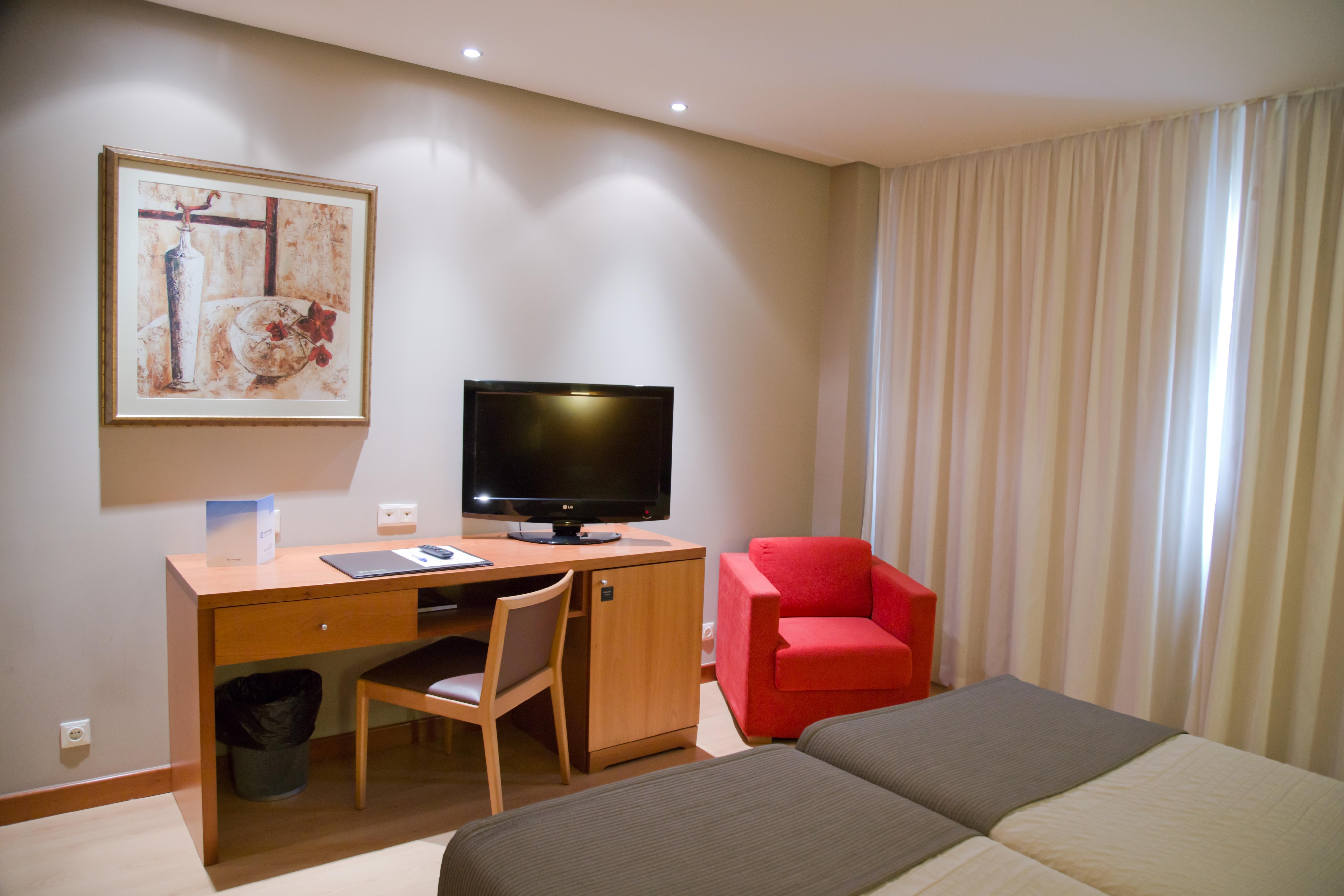 Hq La Galeria Hotel Burgos Bagian luar foto