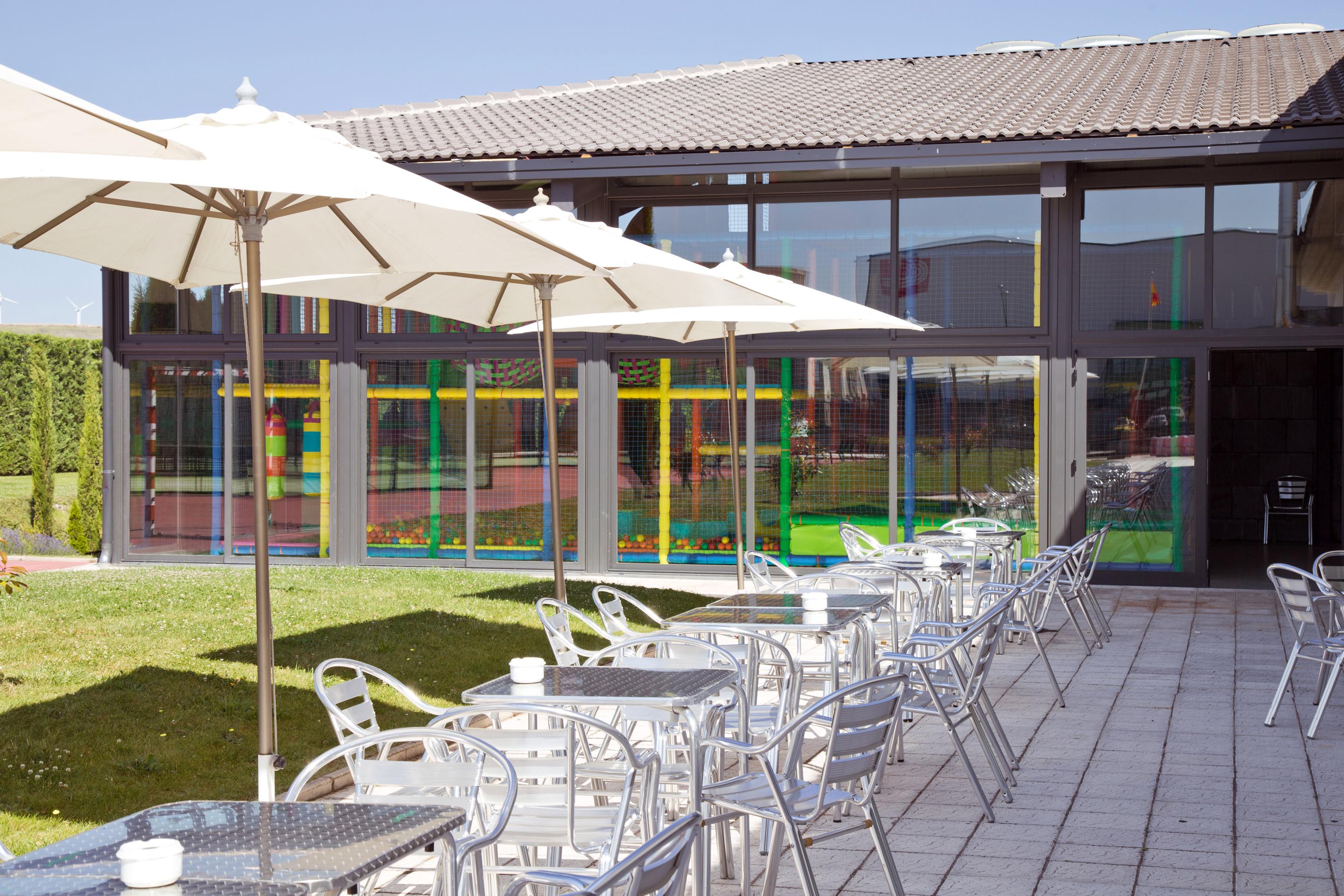 Hq La Galeria Hotel Burgos Bagian luar foto